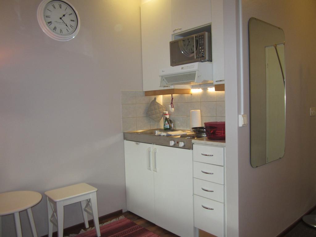 Piriko Piccolo Apartment روفانييمي الغرفة الصورة