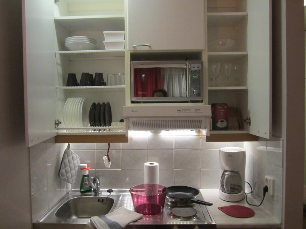 Piriko Piccolo Apartment روفانييمي الغرفة الصورة